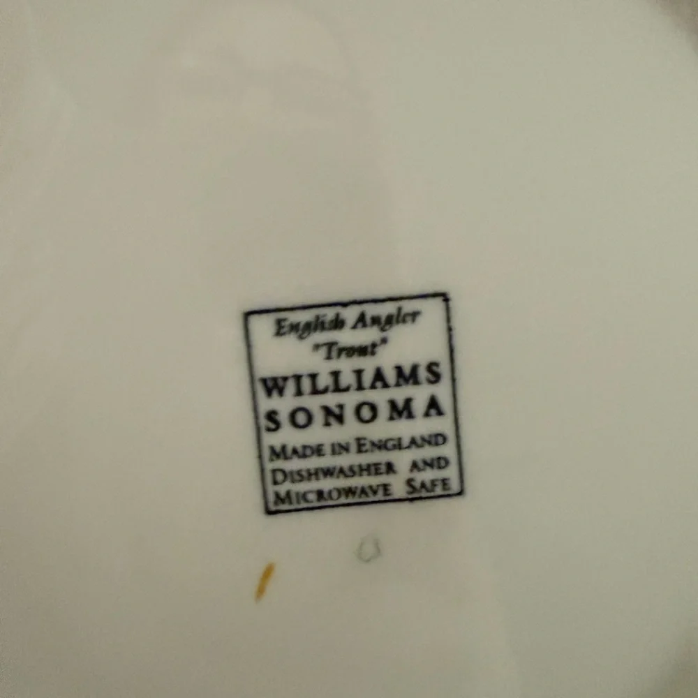 Williams Sonoma 4 English Angler Fish Plate Salmon Trout Bass Cod Made England